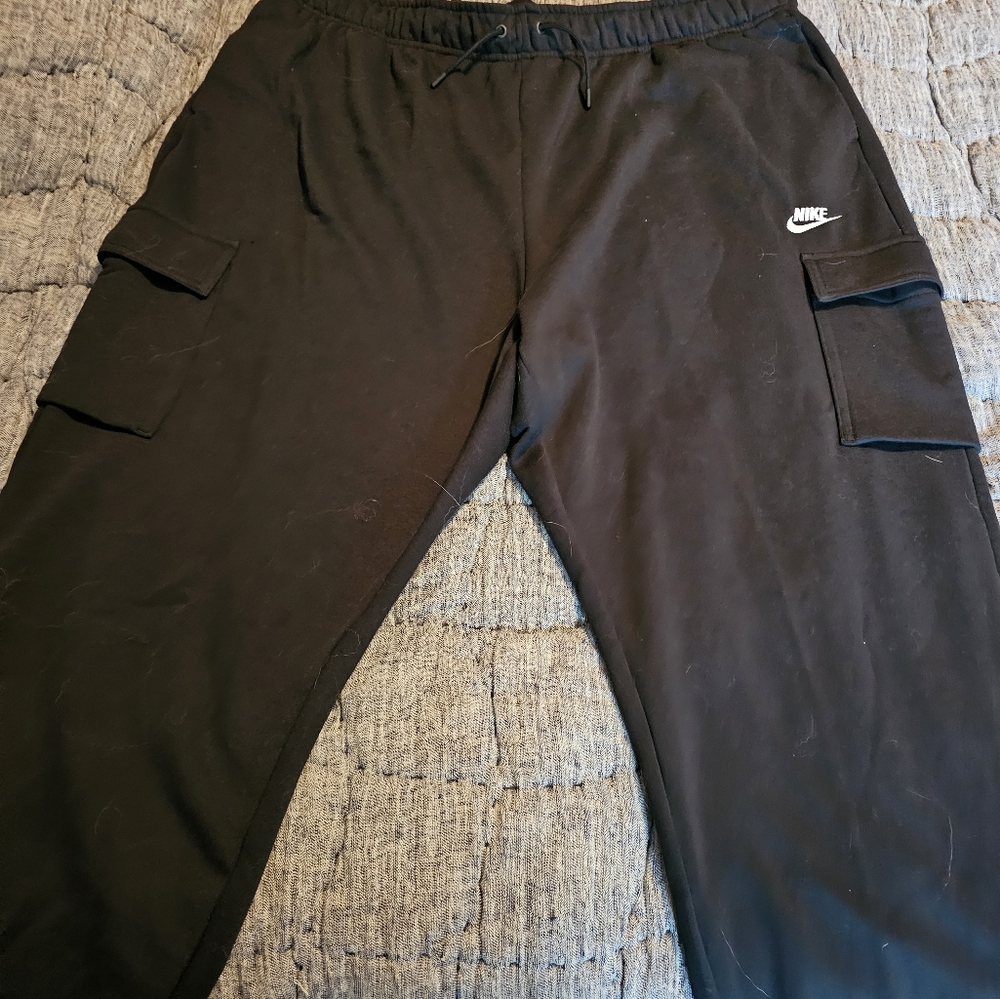 NWT Nike Womens XXL Standard Fit Mid Rise Jogger Sweatpants
